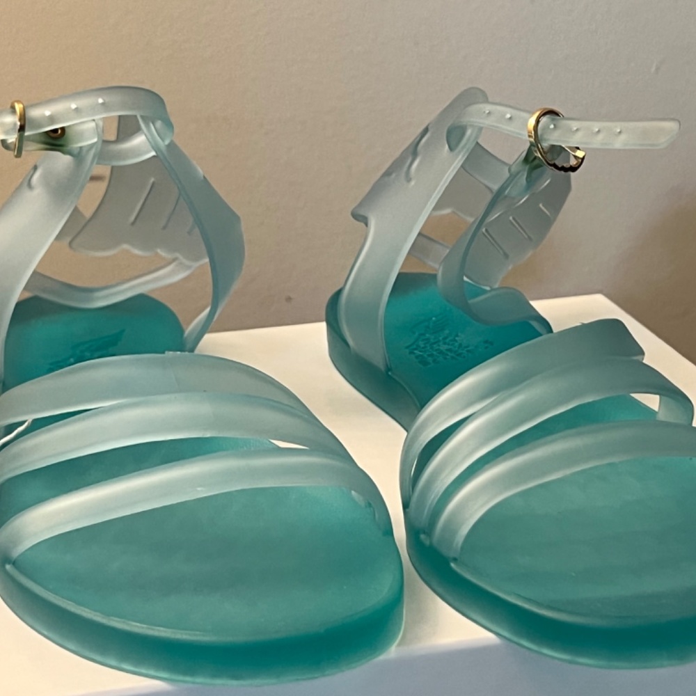 Sandals - Picture 5 of 6